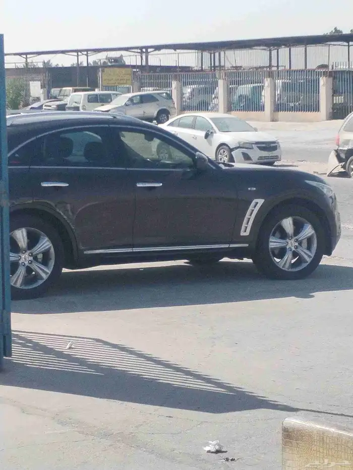 نيسان انفنتي FX 2010 0