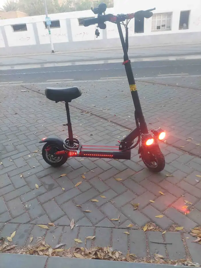 سكوتر الوحش 0