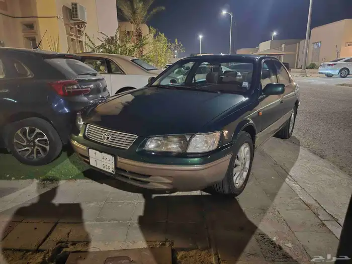 لوحات رقم 1 مع سيارات 0