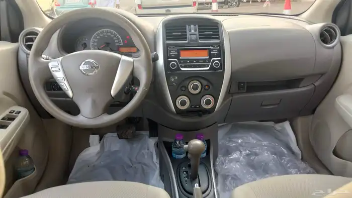 نيسان صني موديل 2022 فل كامل 4