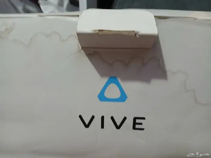 نظارة الواقع الافتراضي HTC vive cosmos 8
