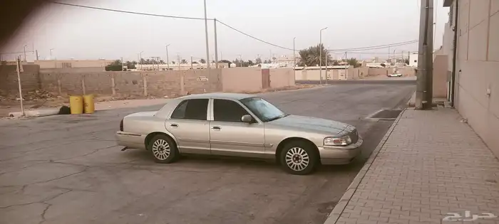 للبيع فورد ماركيز 2008 علي شرط مطوفه الاستماره والفحص منتهي. 5