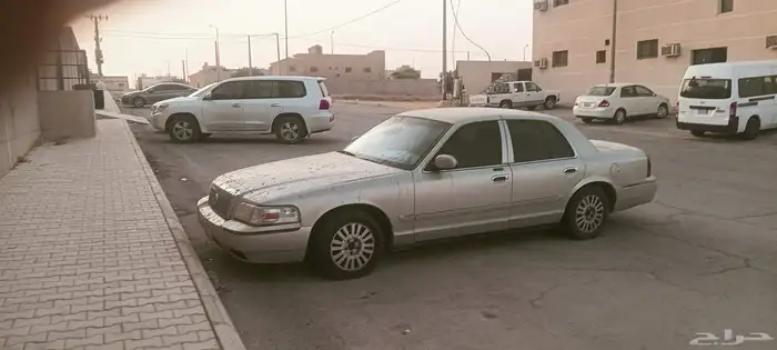 للبيع فورد ماركيز 2008 علي شرط مطوفه الاستماره والفحص منتهي. 7