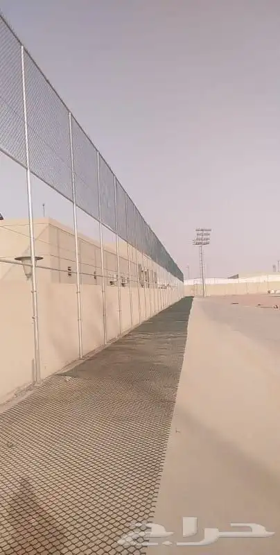 يوجد لدينا جميع انواع الشبوك 2