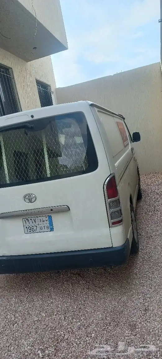 بص أبيض موديل 2017 استماره جديده ديزل ممشى 260 نضيف 2