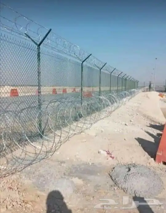 يوجد لدينا جميع انواع الشبوك 3