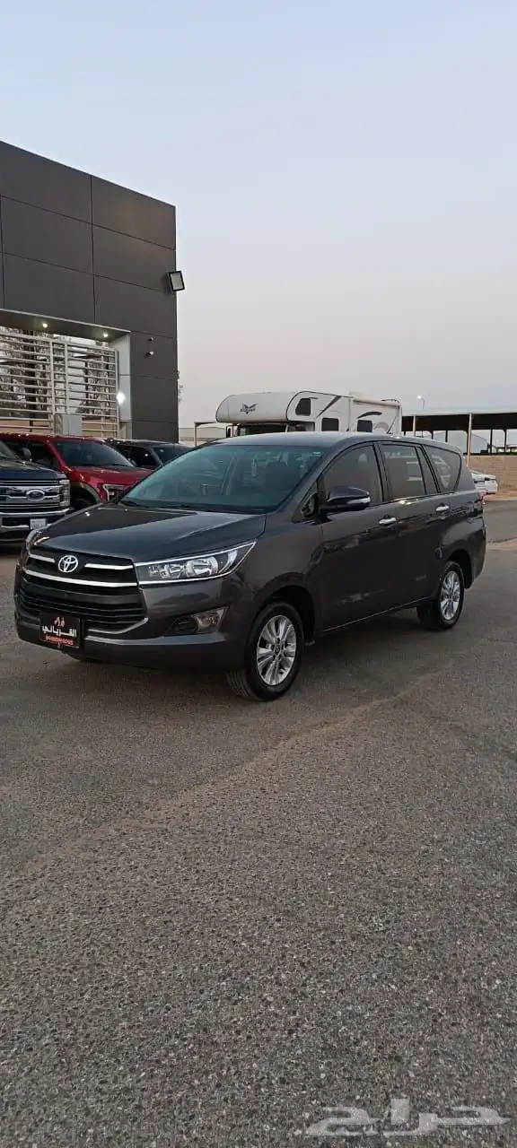 تويوتا انوفا موديل 2018عداد430الف 3