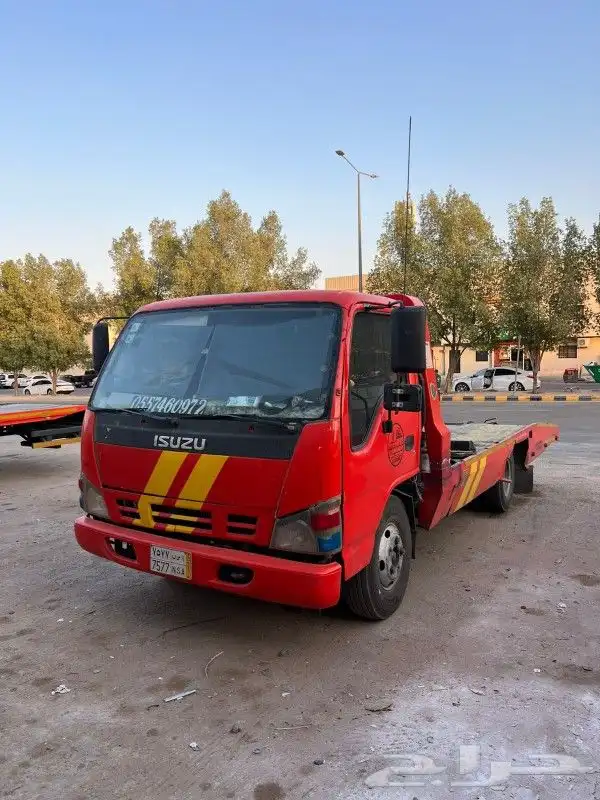 مطلوب للبيع سطحه 6 مسمار لوحة خاصة من موديل 2005 ونازل 0