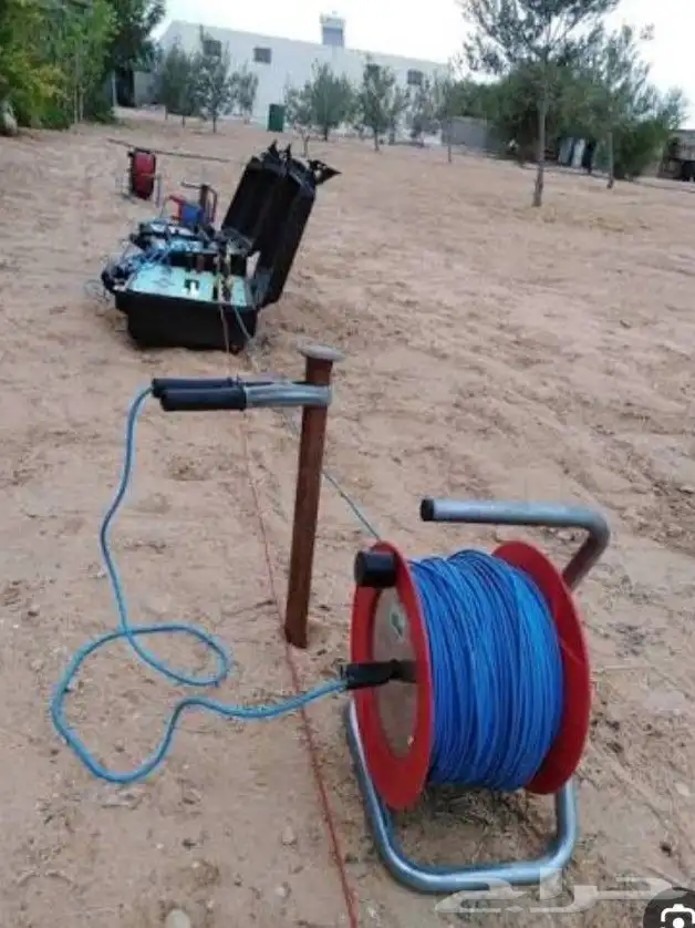 كشف عن المياه السطحية والجوفية ب3اجهزة حديثة 0