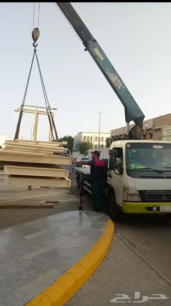 للاايجار ونش المشوار داخل جد  او خارج من جد  10طن 8طن 3طن 1