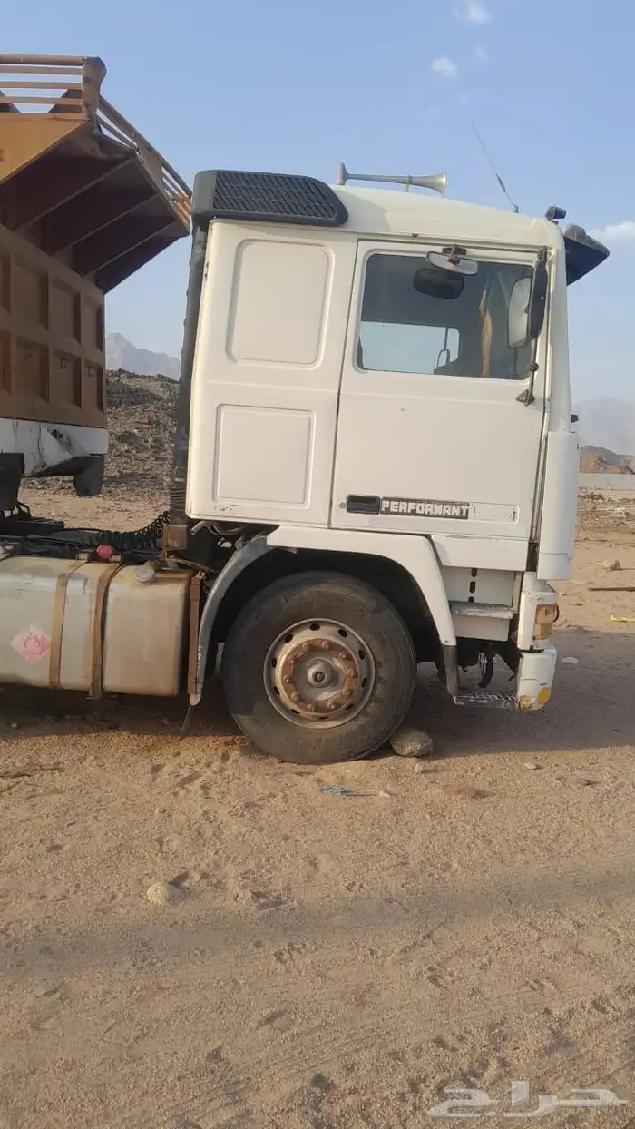 للبيع اف 12 موديل 89 البيع تشليح فقط 0