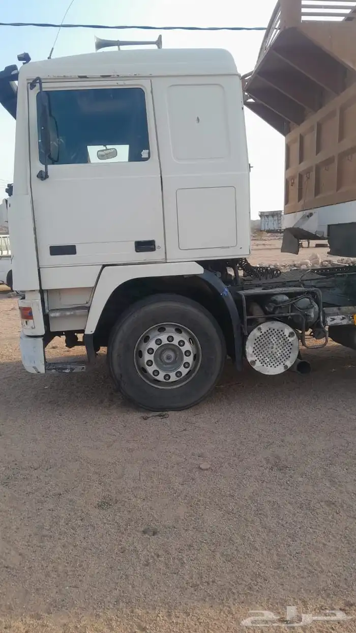 للبيع اف 12 موديل 89 البيع تشليح فقط 1