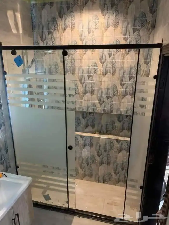 باب زجاج زجاج شاور ترابزين سلم زجاج مسبح سور زجاج قاطع شاور 4