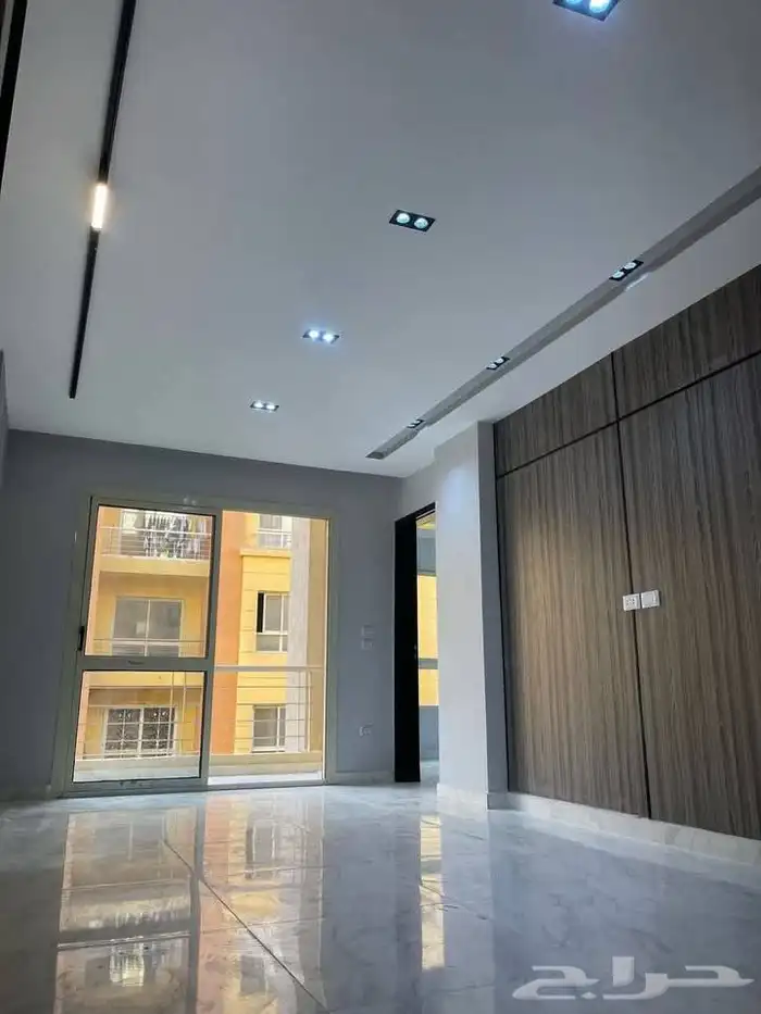 معلم سامح الدهان لجميع أعمال الدهنات خرجي ودخلي وجميع أعمال 4