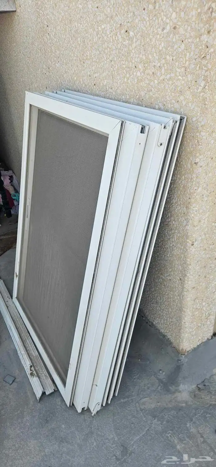 عدد2 شباك حجم كبير المنيوم قزاز نظيفه 0