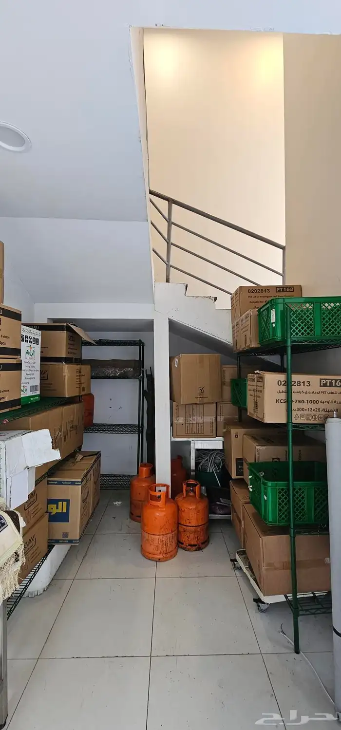 للتقبيل مطبخ مركزي شبه جاهز في حي الشراع 5