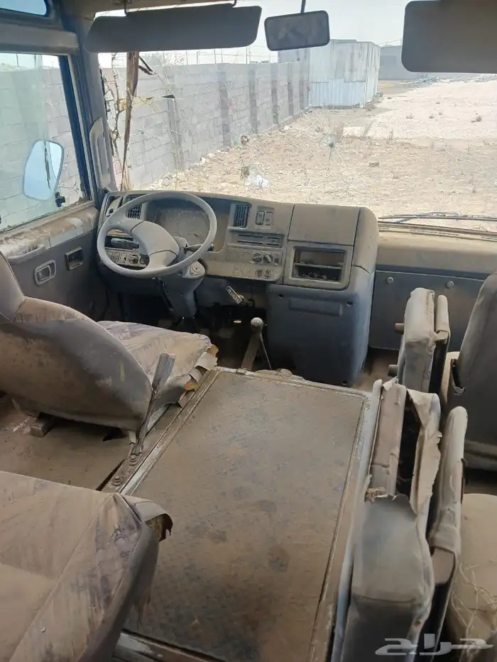 للبيع تشليح باص نيسان 2003 4