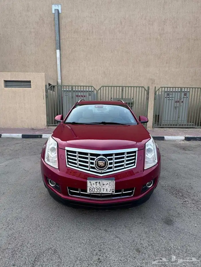 لعشاق النظيف إليكم كاديلاك SRX4 موديل 2014 2