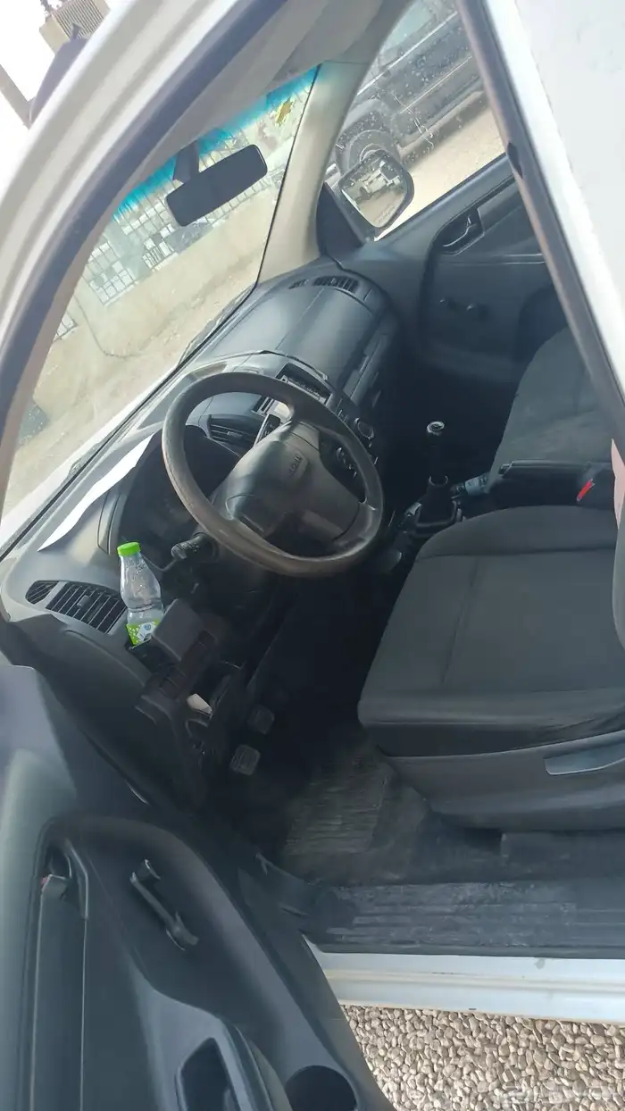 ايسوزو 2015 ديزل قير عادي بدون دبل 7