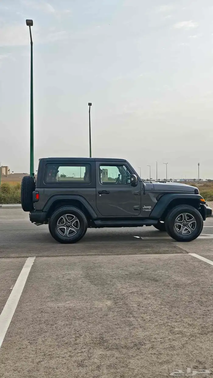 جيب رانجلر سبورت 9