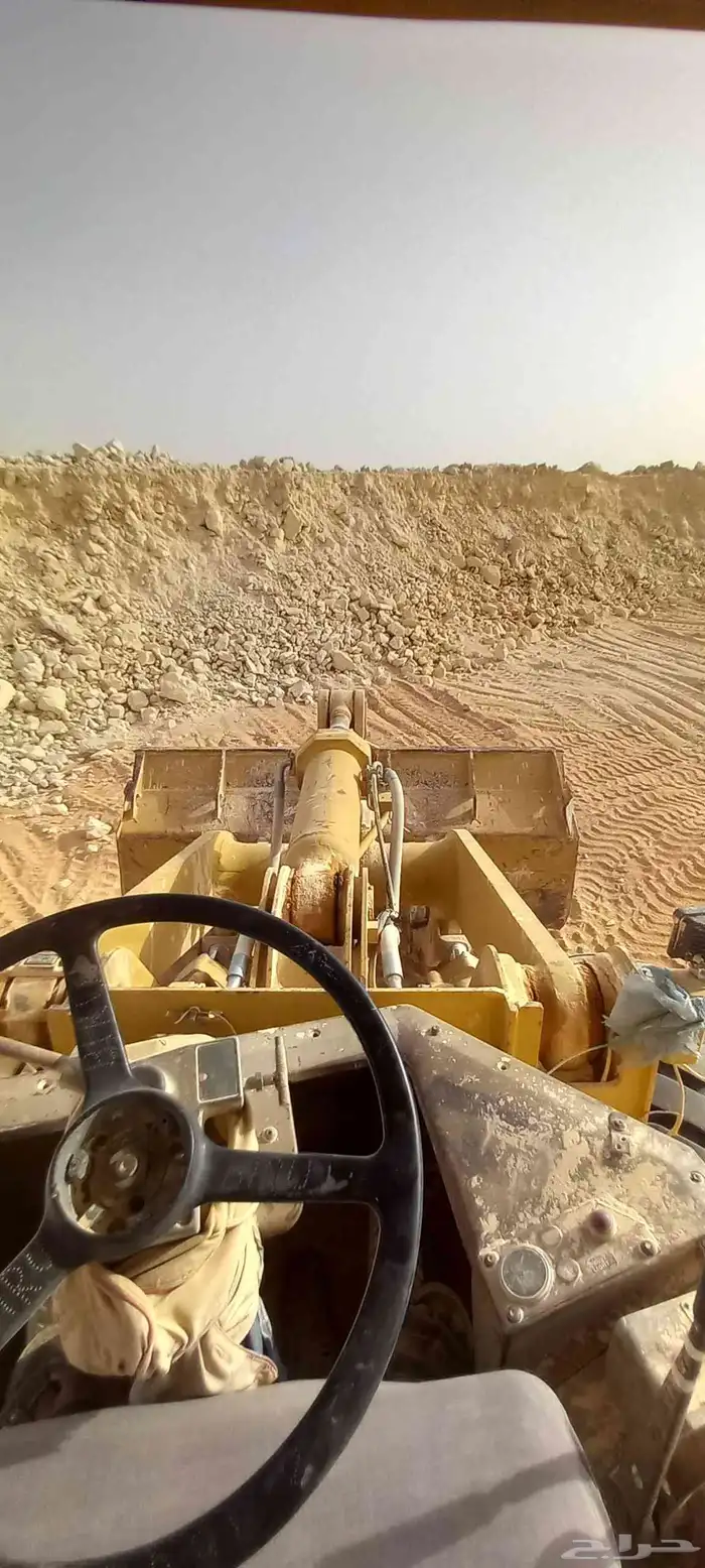 سائق معدات ثقيلة يبحث عن عمل 1