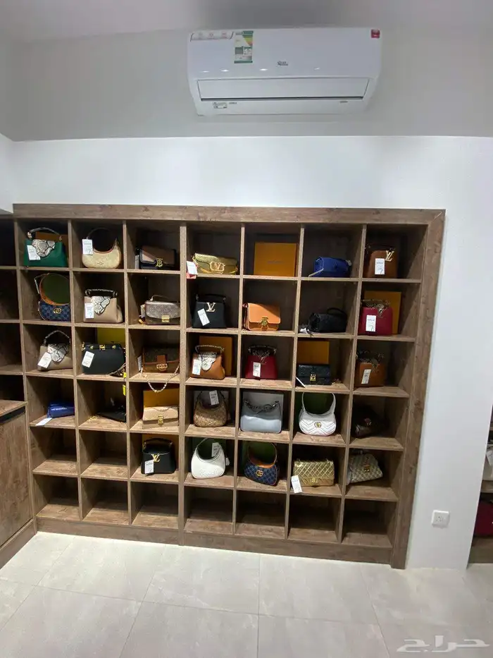 محل للايجار في ممشى الهجره 5