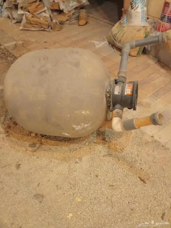 فلتر مسابح للبيع سليم لايوجد اي كسر علئ السوم 0