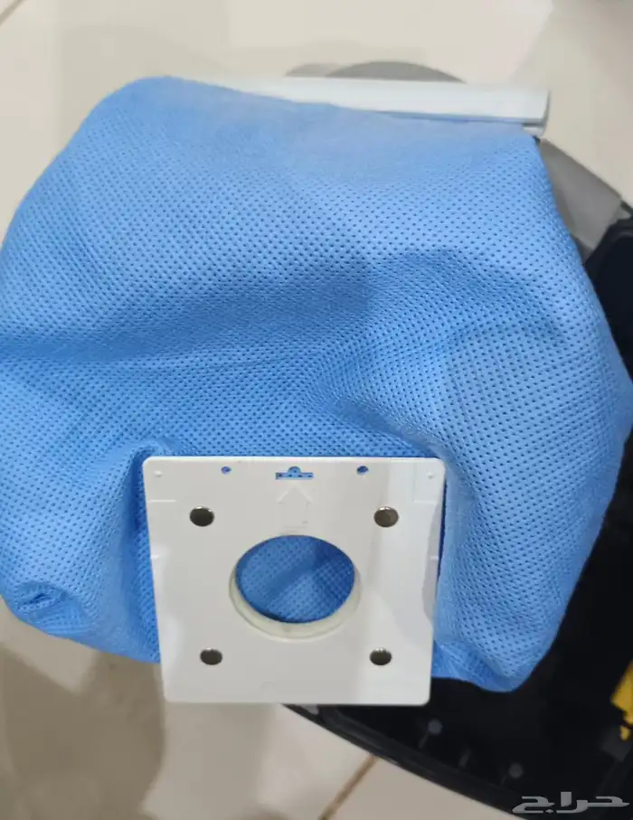 مكنسة كهربائية سامسونج 1600W مستخدمة ونظيفة للبيع المستعجل 5