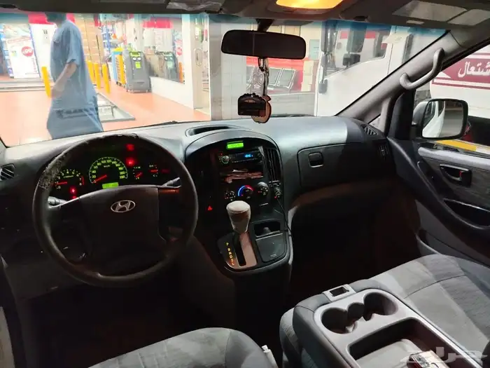 هيونداي H1 2014 5