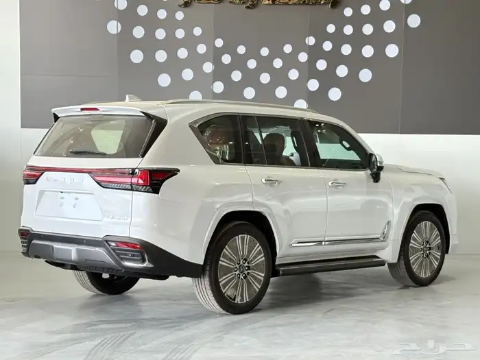 لكزس LX600 BB موديل 2025 عروض على الكاش والتقسيط 1