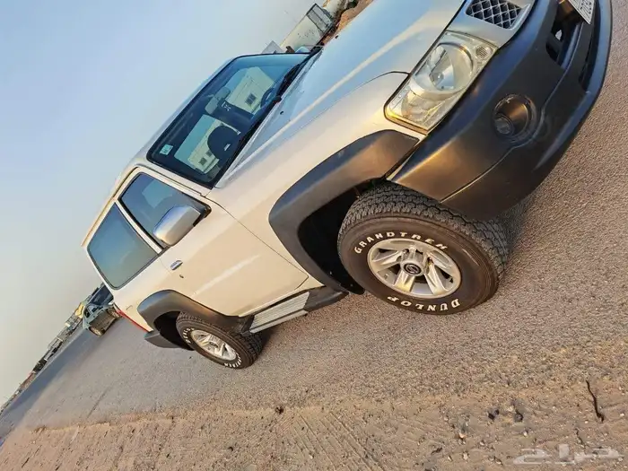 نيسان باترول ربع 4