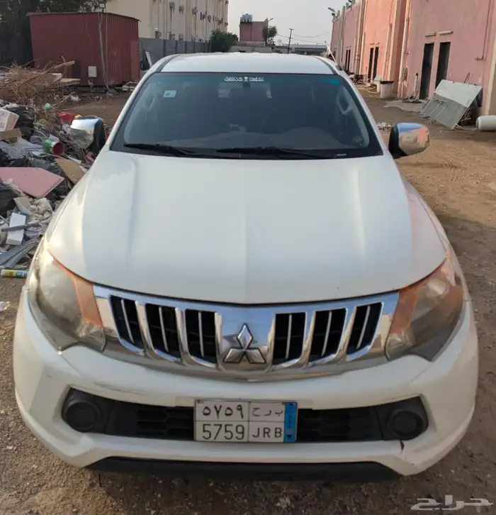 2018 Mitsubishi Diesel L200 a very new car with no issues 0