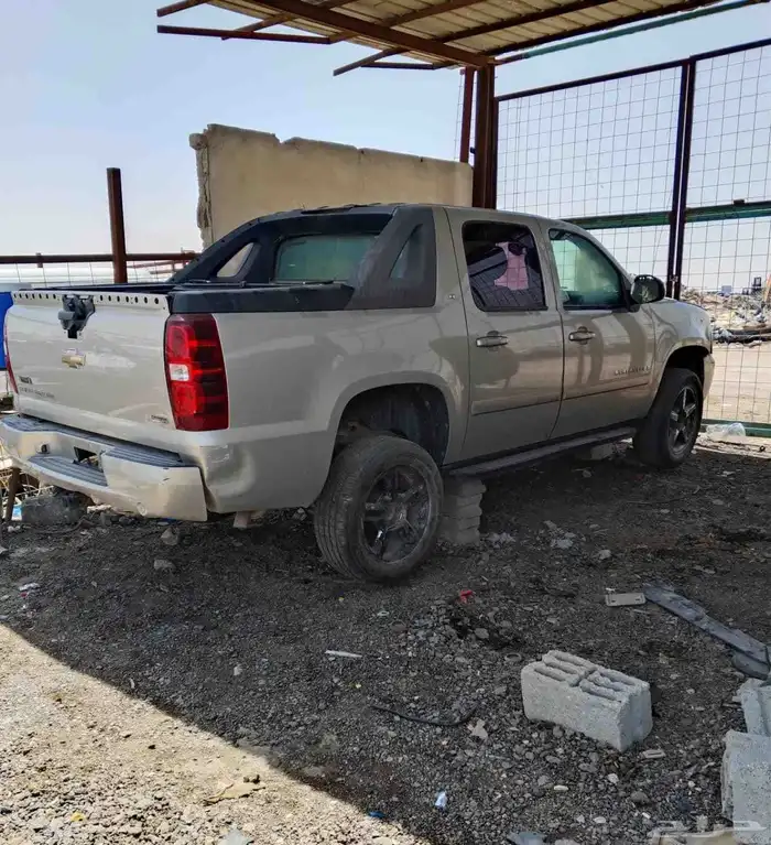 يوجد لدينا جميع سيارات الجموس بمدلاتها من مديل2000الامديل14 0