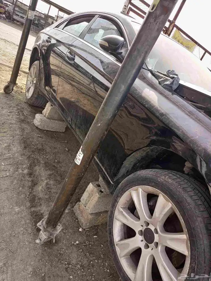 تشليح قطع غيار مرسيدس CLS550مديل 2008 1