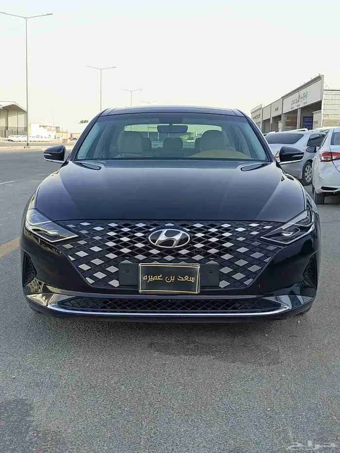 هونداي ازيرا موديل 2023 نص فل 0