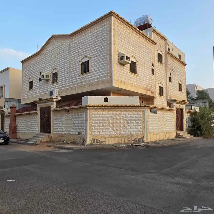 عمارة للبيع دورين وملحق موقعها مميز واجهتين 1