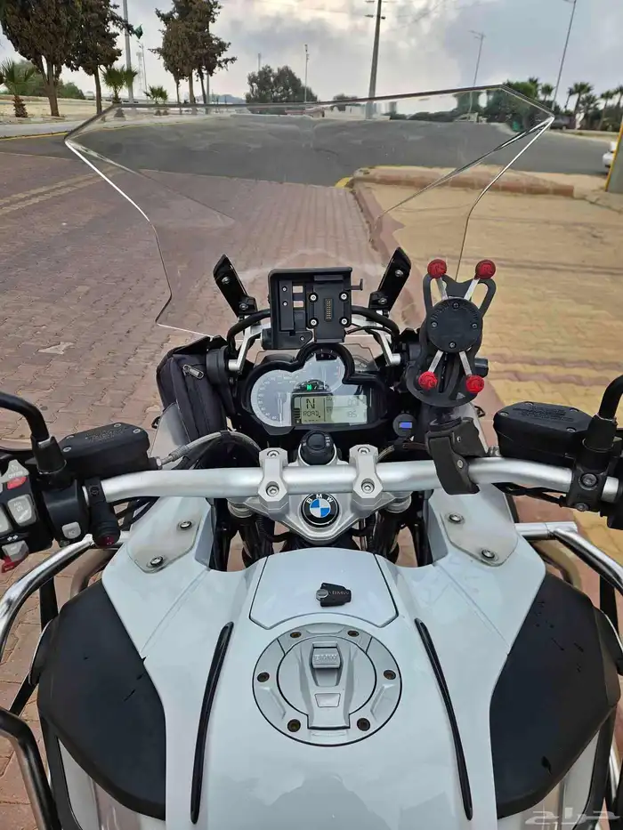 للبيع دراجه bmw gs r1200 ادفنشر رالي تانكي 30 لتر 9