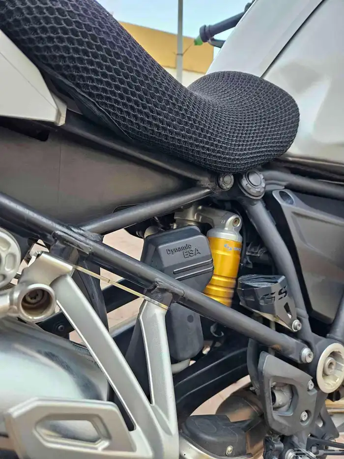 للبيع دراجه bmw gs r1200 ادفنشر رالي تانكي 30 لتر 16