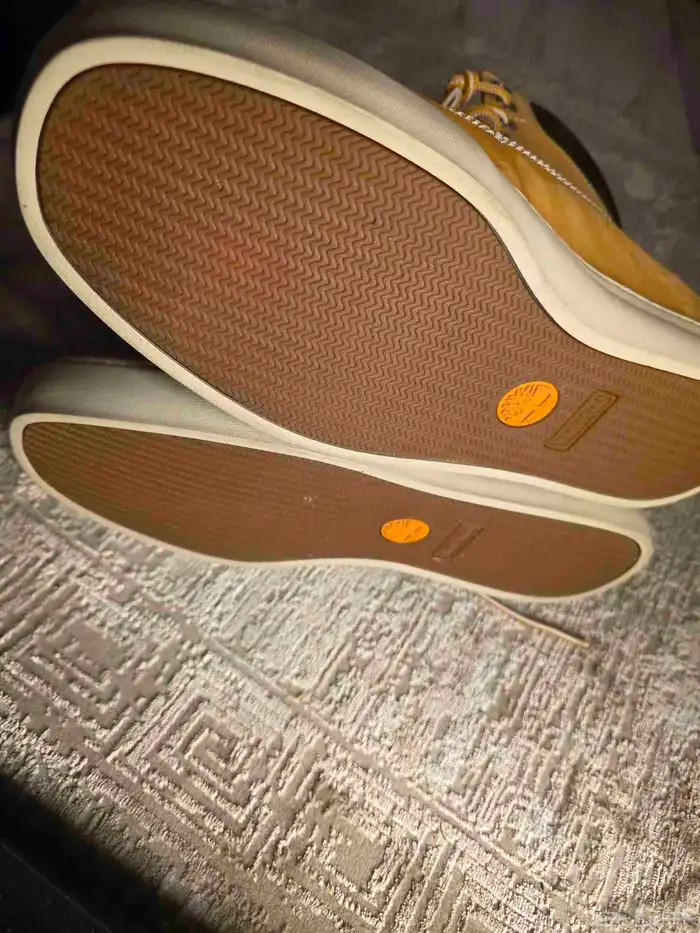 حذاء تمبرلاند اصلي لم يلبس أبدا 1