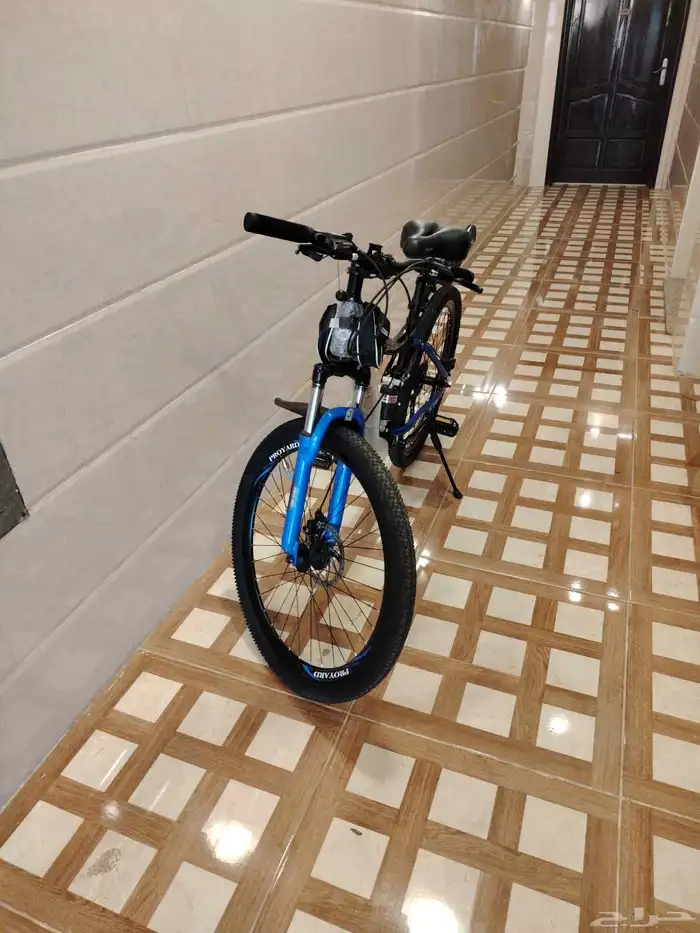 دراجات جبلية 29 للبيع عليها تعديلات مسكات رياضيه حديد 2000 8