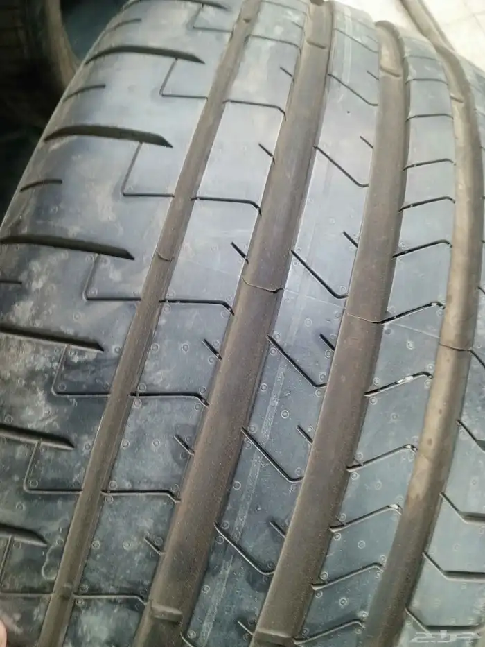 كفرات مستعمله شبه جديد برلي مقاس 265 45 21 7