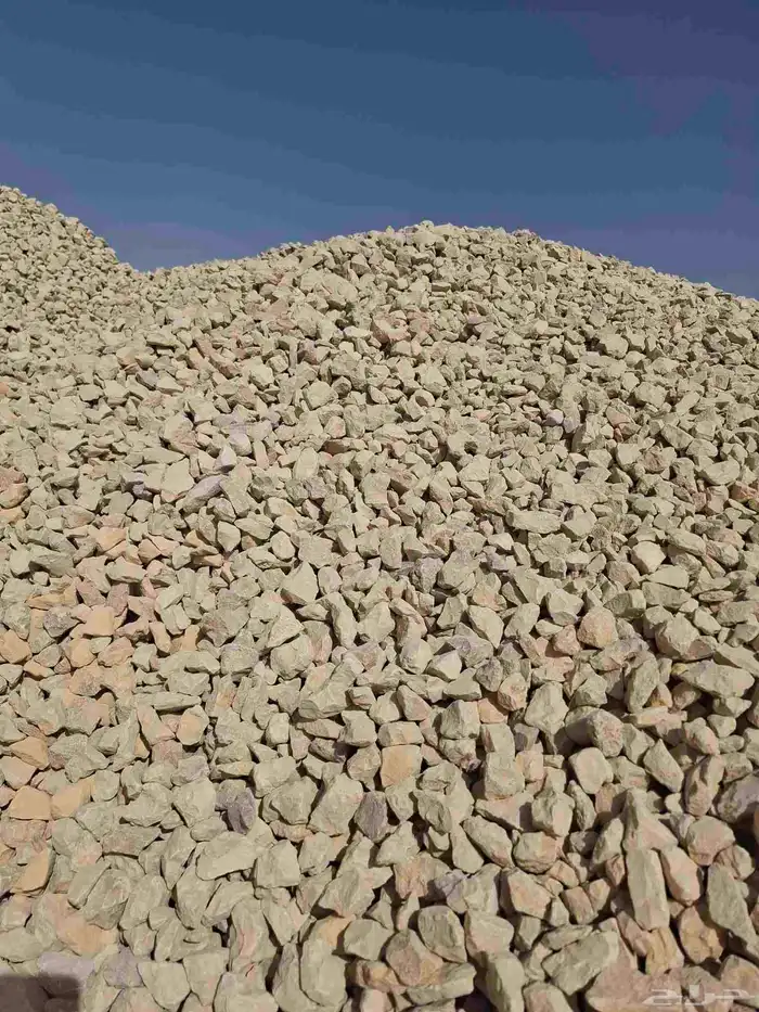 بحص ابيض ورمل للياسه ودفان وصبيز واسفلت 4