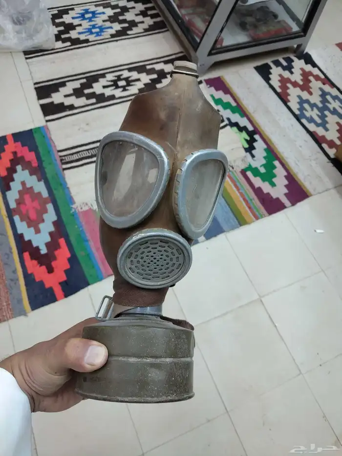 قناع او كمام حرب قديمة 2
