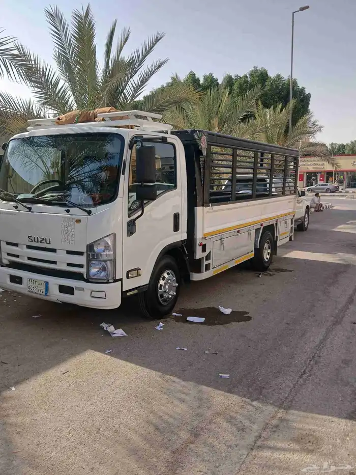 السلام عليكم ورحمة الله توجد دينا لنقل جميع الأغراض داخل وخا 0