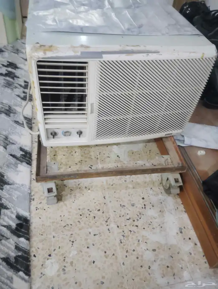مكيف للبيع طن ونص 0