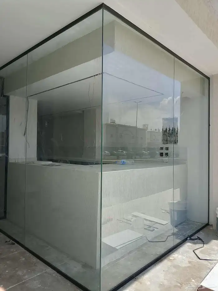 زجاج سكوريت 4