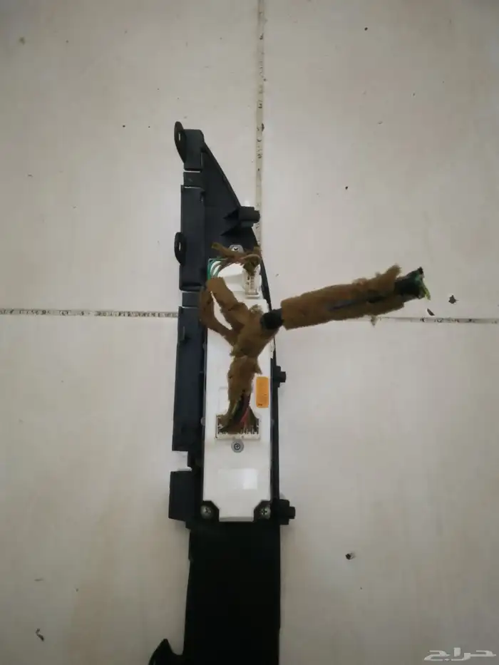 مجموعه زجاج سياره مازدا CX9 موديل 2012 أصلي مستعمل 1