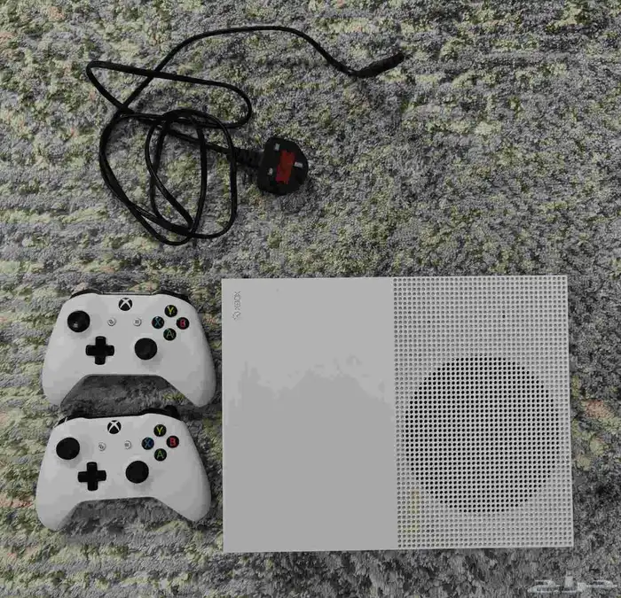 اكسبوكس ون س XBOX ONE S 1 تيرا مع دركسون العاب 2