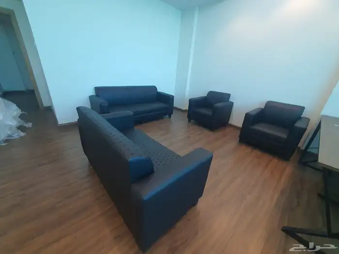 My office has luxurious new leather sofas at wholesale price 5