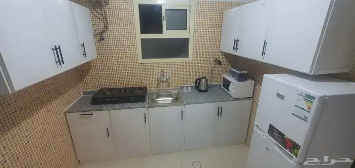 شقق سكن للموظين 6 غرف 21